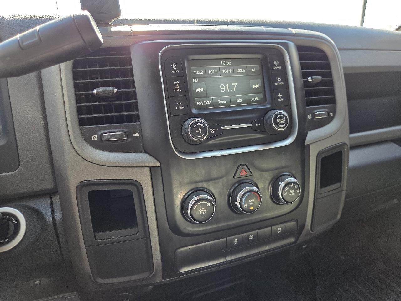 RAM 2500 Tradesman Crew Cab SWB 4WD 2015
