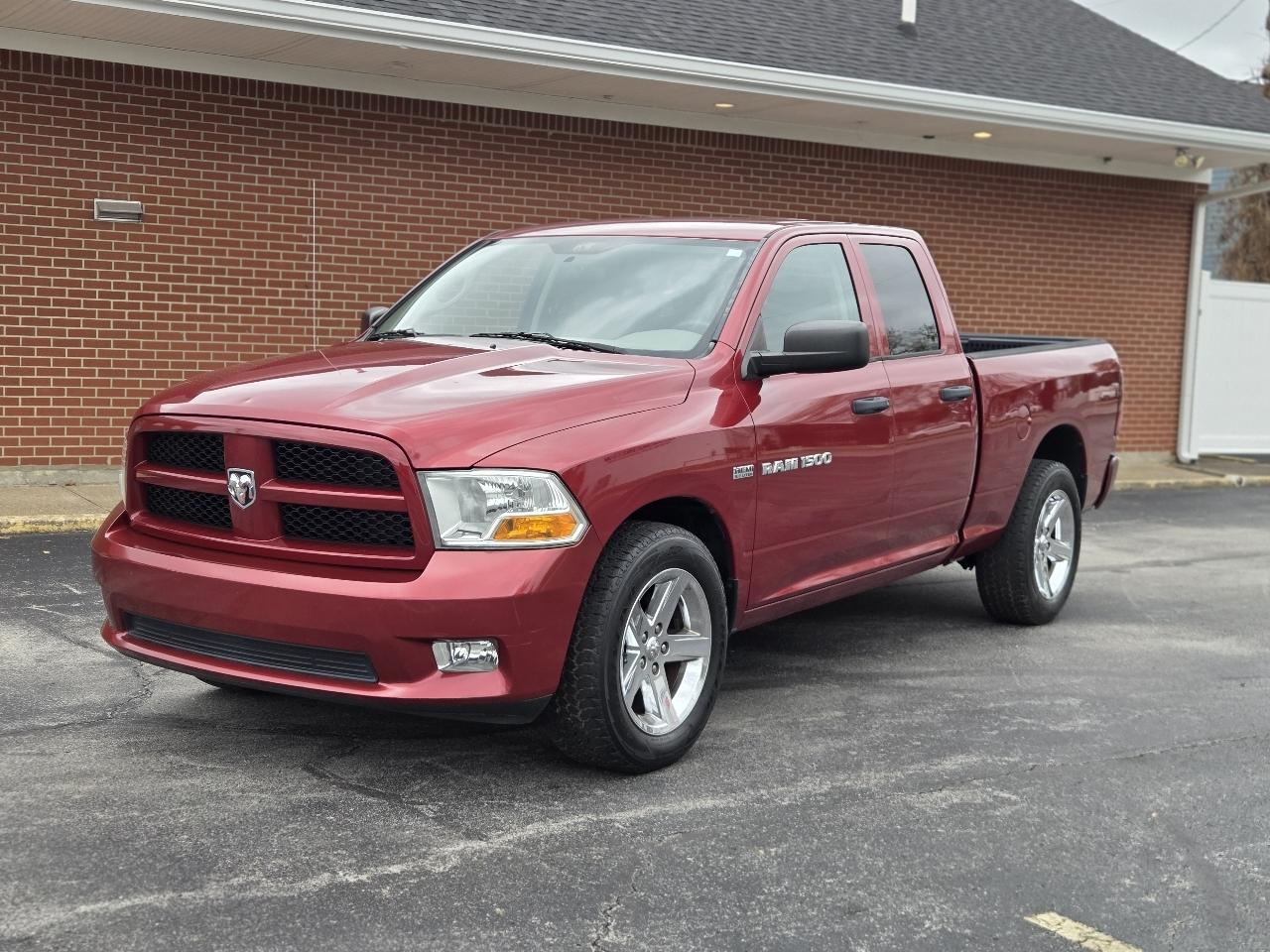 RAM 1500 ST Quad Cab 2WD 2012