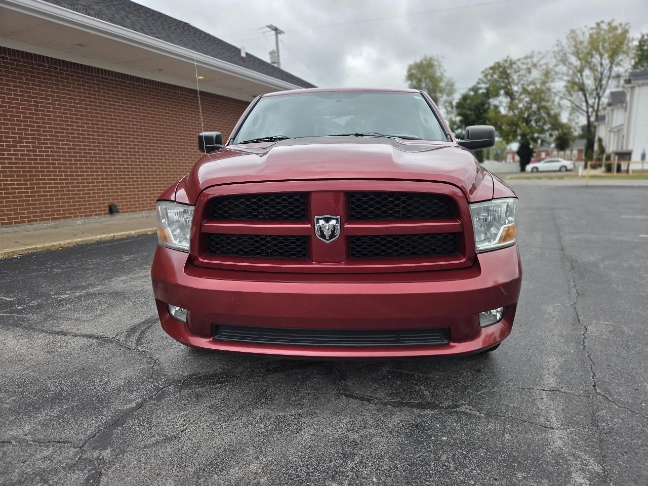 RAM 1500 ST Quad Cab 2WD 2012