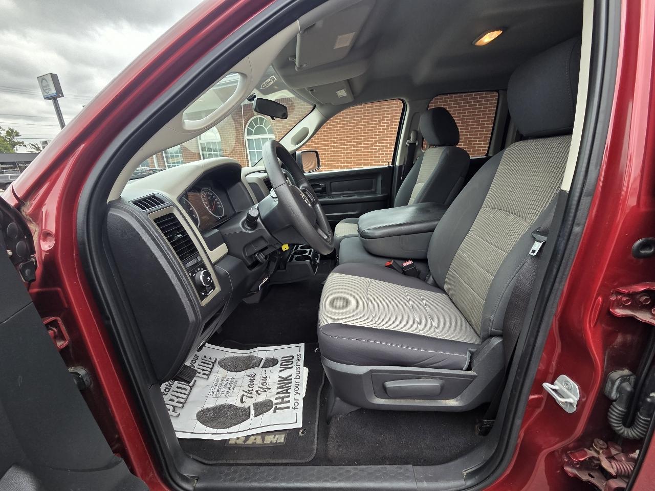 RAM 1500 ST Quad Cab 2WD 2012