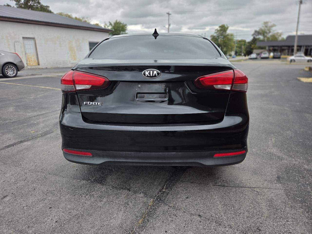 Kia Forte LX 6A 2017