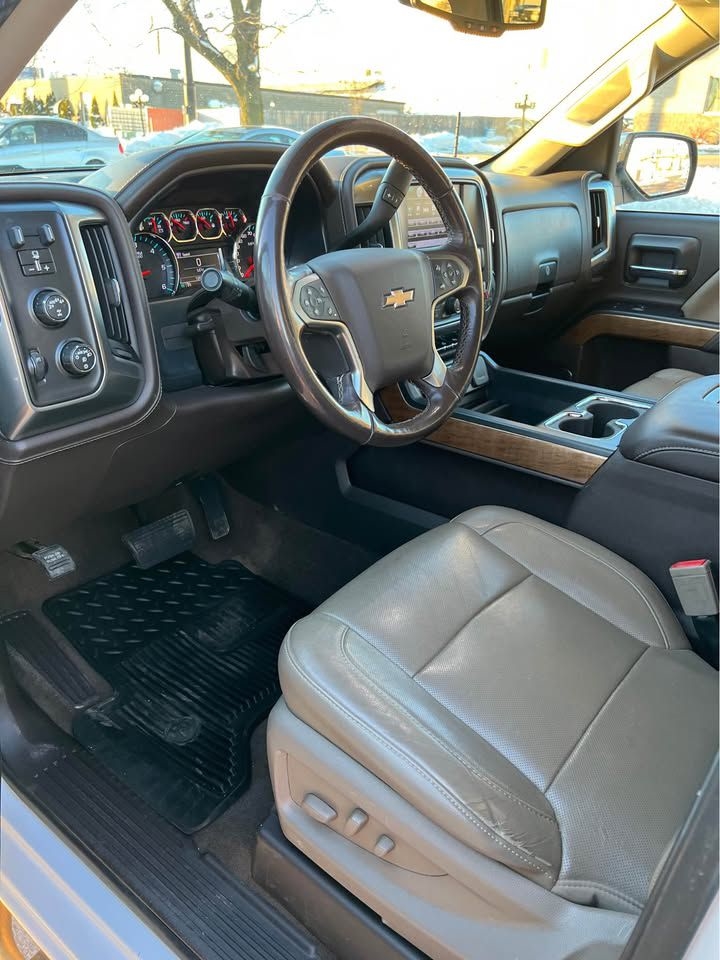 Chevrolet Silverado 1500 LTZ Crew Cab 4WD 2018
