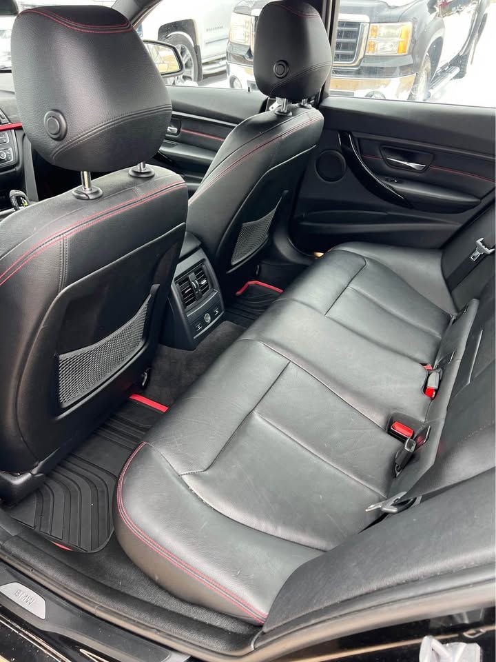 BMW 3-Series 328i xDrive Sedan 2014