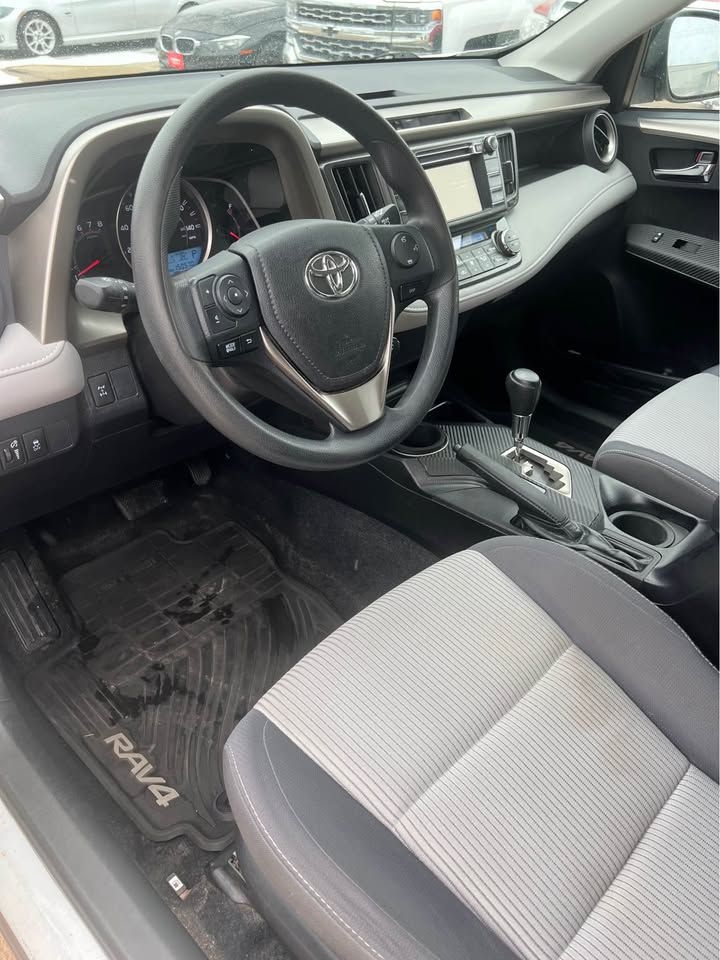 Toyota RAV4 XLE AWD 2014