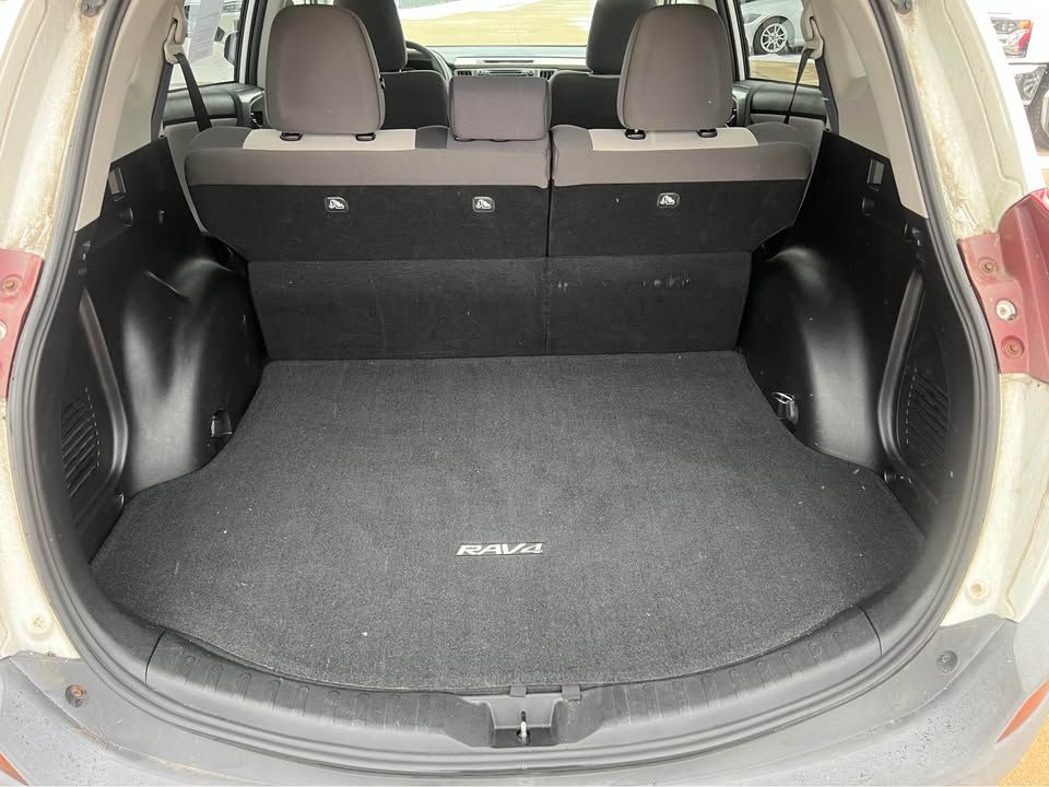 Toyota RAV4 XLE AWD 2014