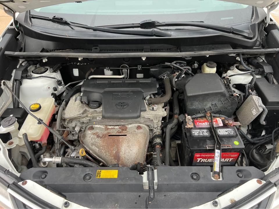 Toyota RAV4 XLE AWD 2014