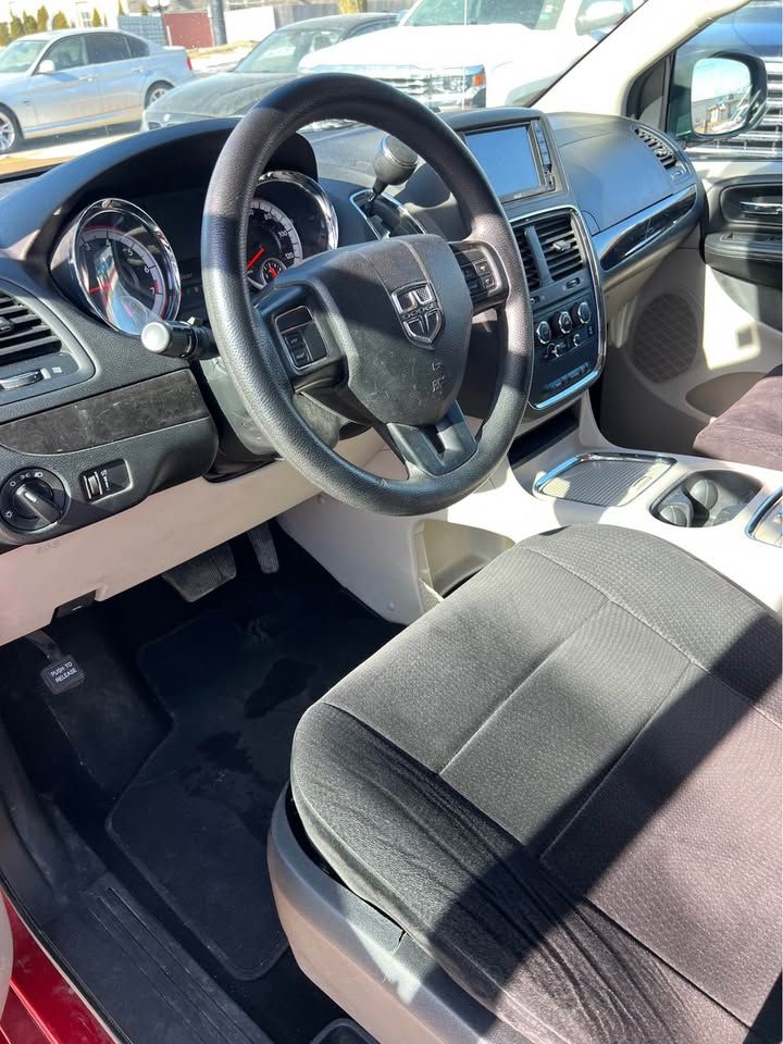 Dodge Grand Caravan SE 2014