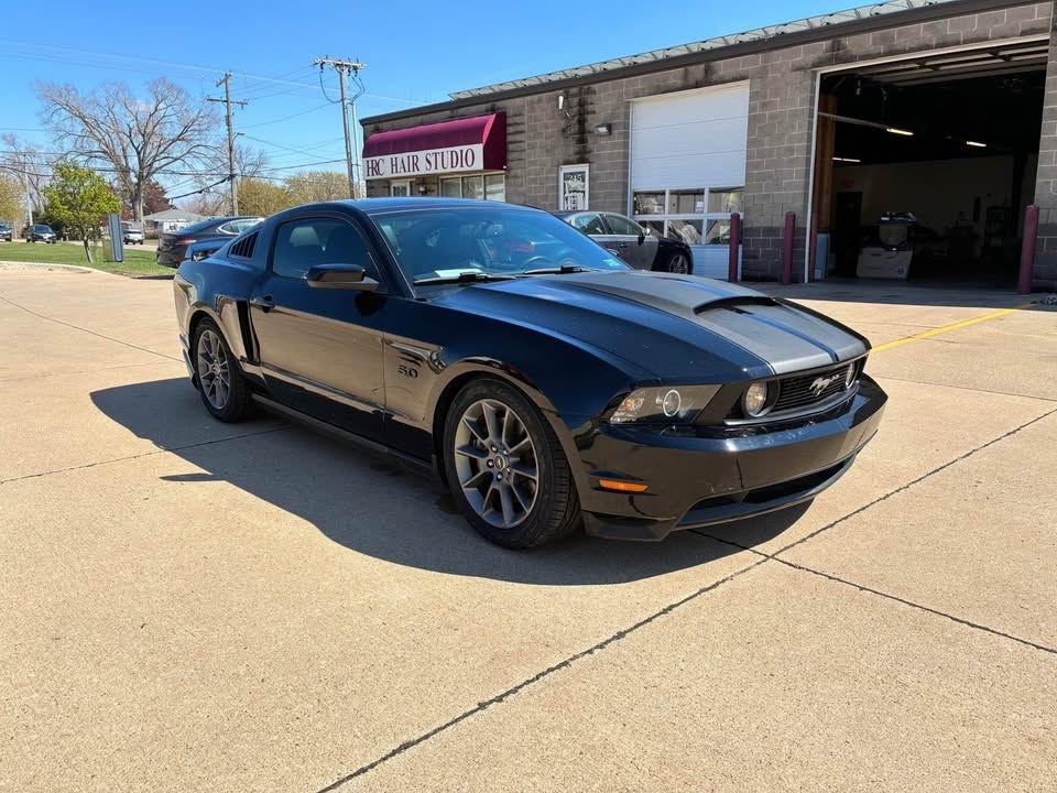 Ford Mustang GT Coupe 2012