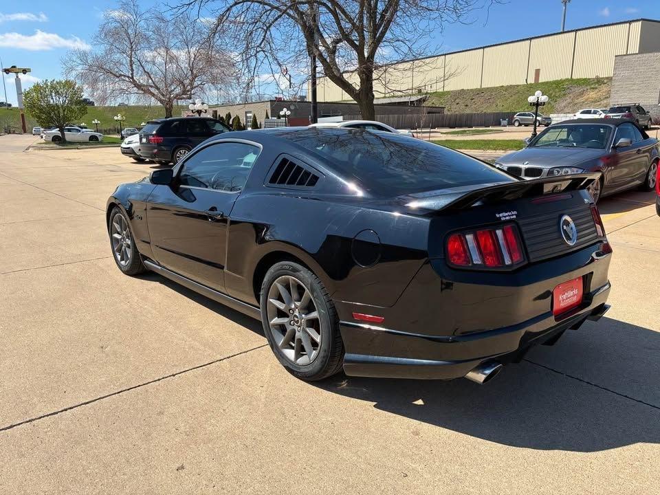 Ford Mustang GT Coupe 2012