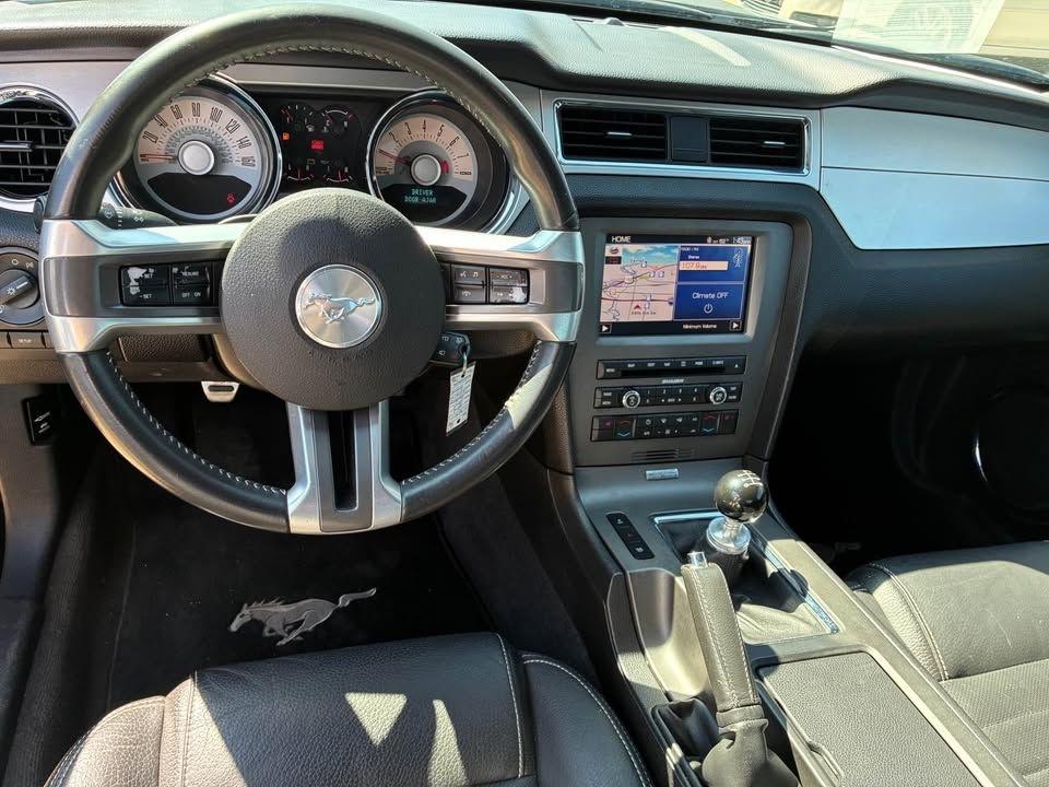 Ford Mustang GT Coupe 2012