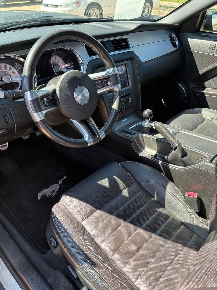 Ford Mustang GT Coupe 2012