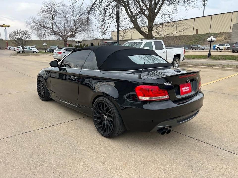 BMW 1-Series 135i Convertible 2012