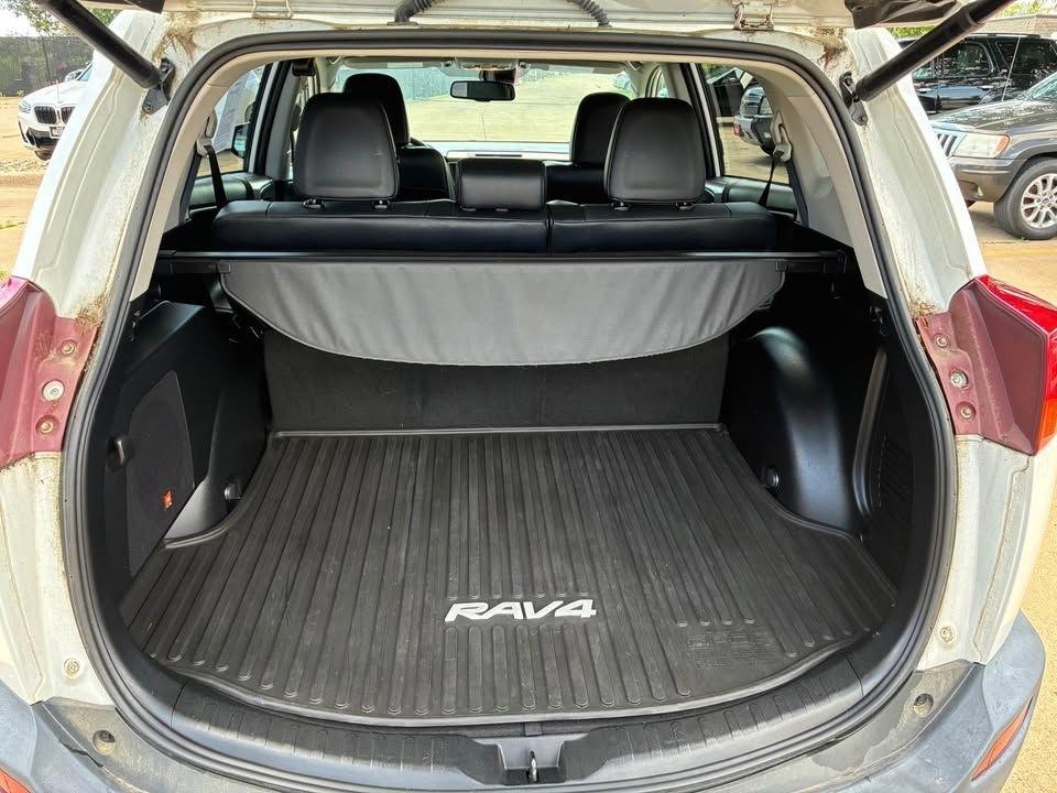 2014 Toyota RAV4 Limited - Photo 10