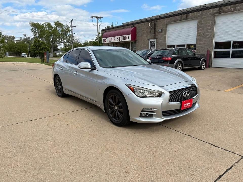 Infiniti Q50 Premium AWD 2014
