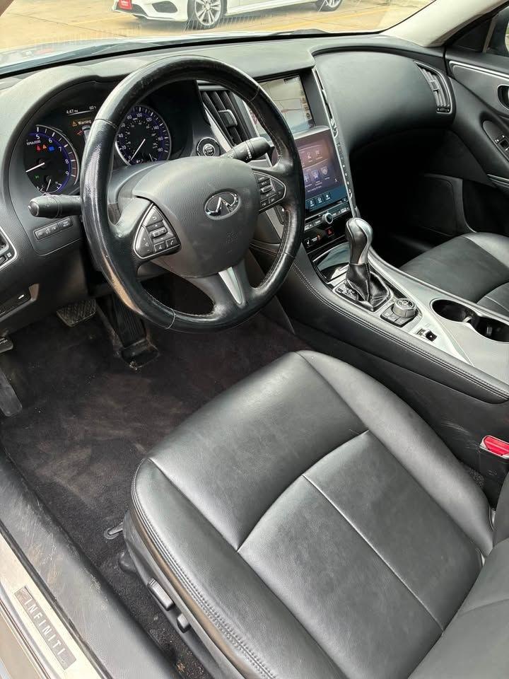 Infiniti Q50 Premium AWD 2014