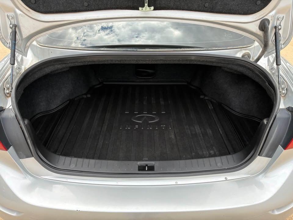 Infiniti Q50 Premium AWD 2014