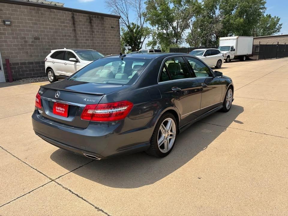 Mercedes-Benz E-Class E350 4MATIC Sedan 2013