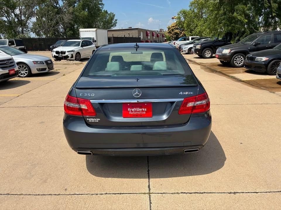 Mercedes-Benz E-Class E350 4MATIC Sedan 2013