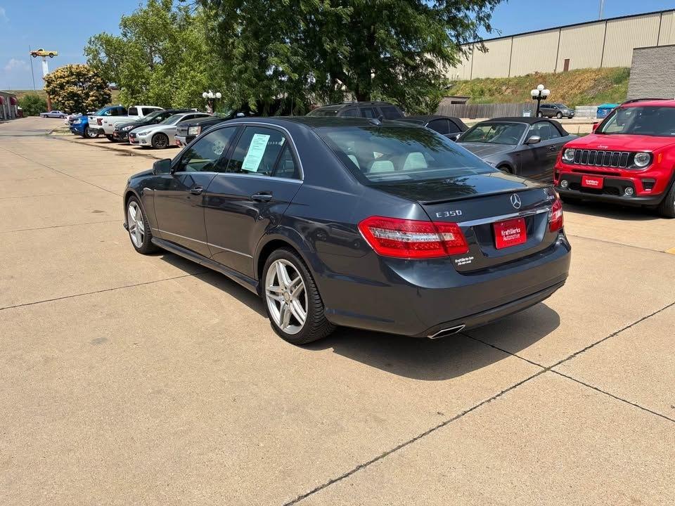 Mercedes-Benz E-Class E350 4MATIC Sedan 2013