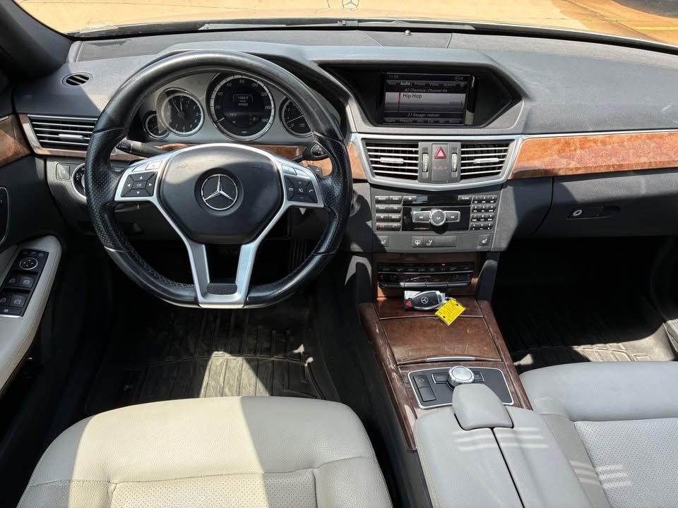 Mercedes-Benz E-Class E350 4MATIC Sedan 2013