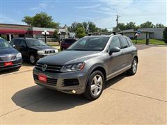 2012 Volkswagen Touareg 
