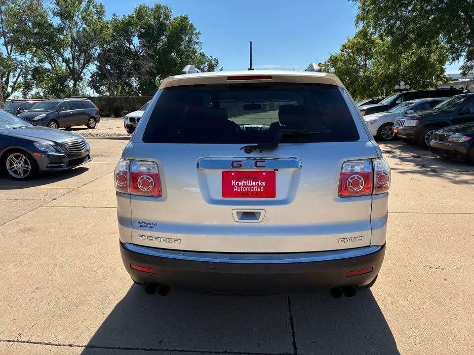 GMC Acadia SLE-2 AWD 2012