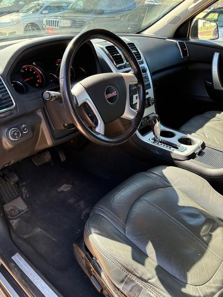 GMC Acadia SLE-2 AWD 2012
