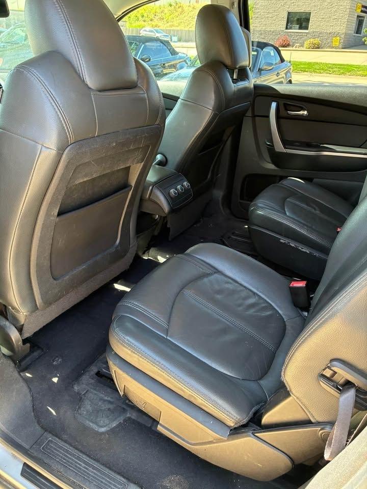 GMC Acadia SLE-2 AWD 2012