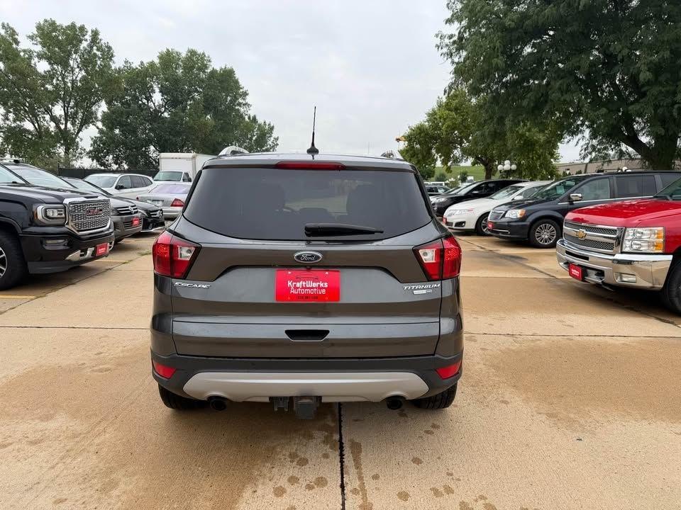 Ford Escape Titanium 4WD 2019