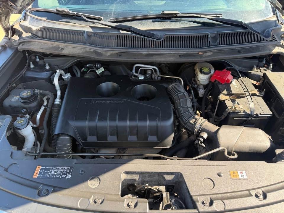 Ford Explorer photo 12