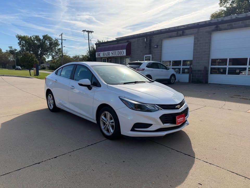 Chevrolet Cruze photo 3
