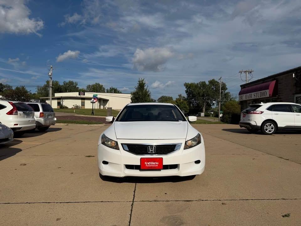 Honda Accord EX-L Coupe AT 2010