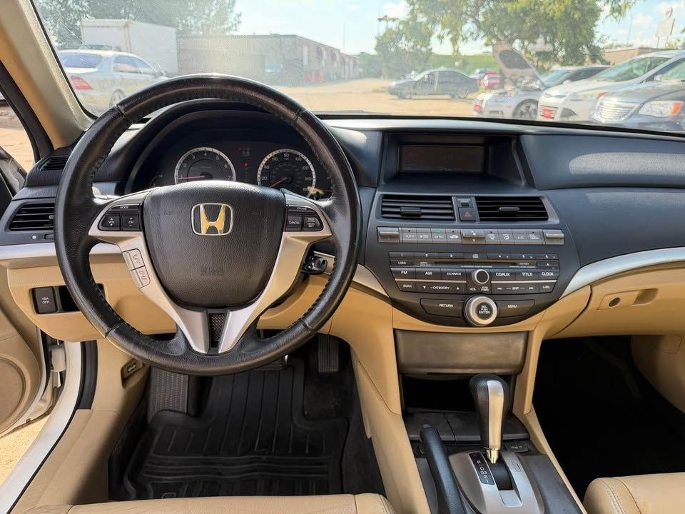 Honda Accord EX-L Coupe AT 2010