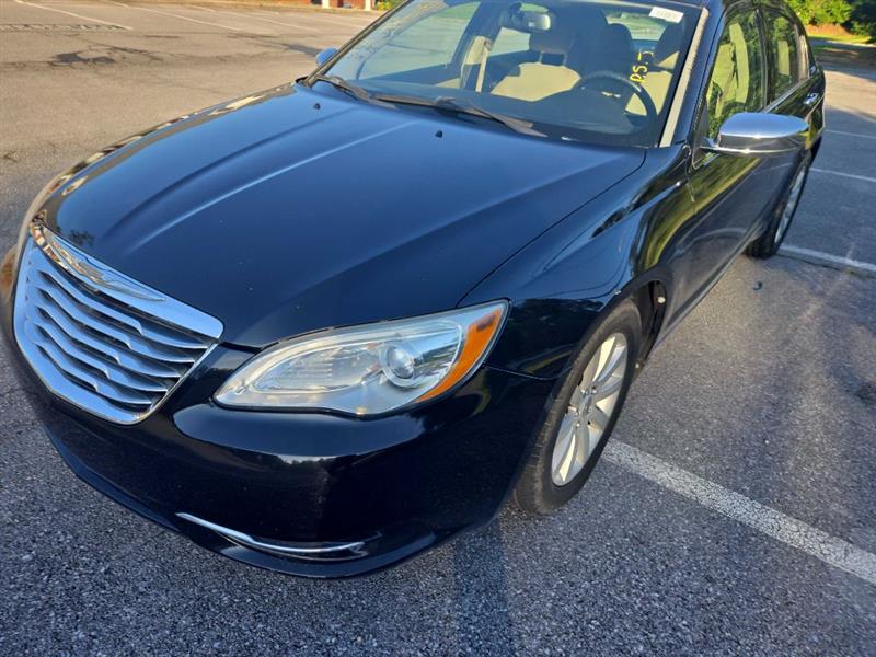 2013 Chrysler 200