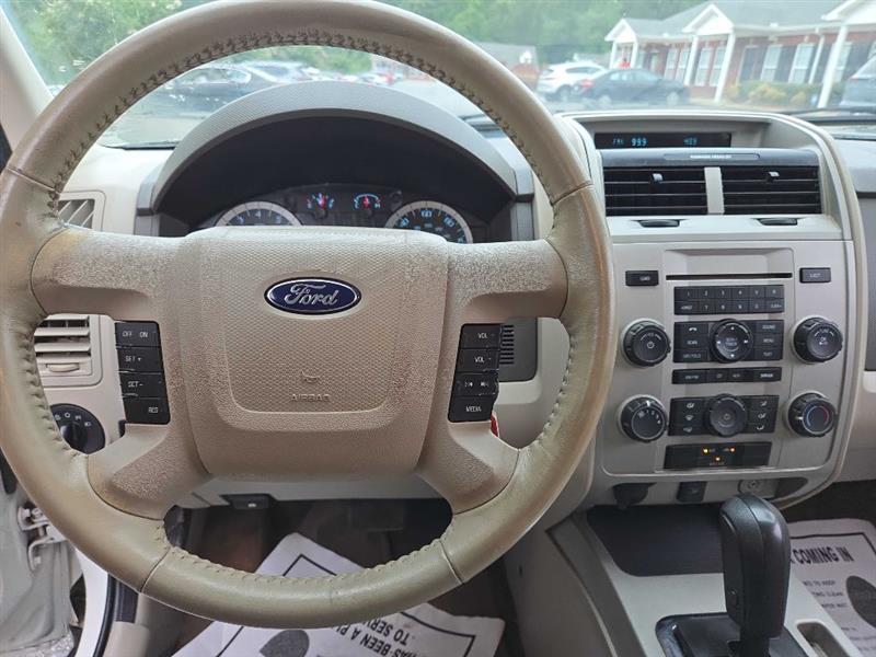 Ford Escape XLT FWD 2011