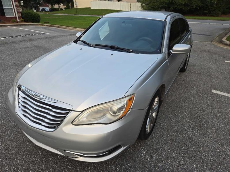 Chrysler 200 LX 2012