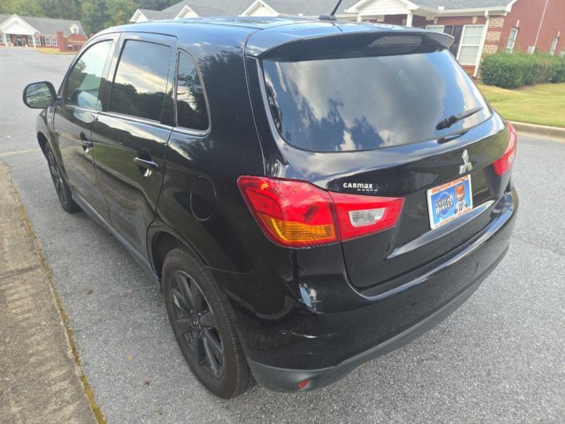 Mitsubishi Outlander Sport SE 2WD 2013
