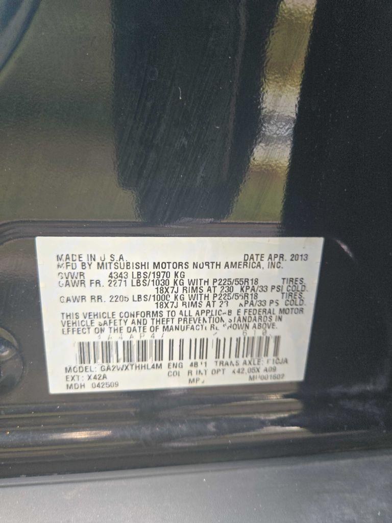 Mitsubishi Outlander Sport SE 2WD 2013