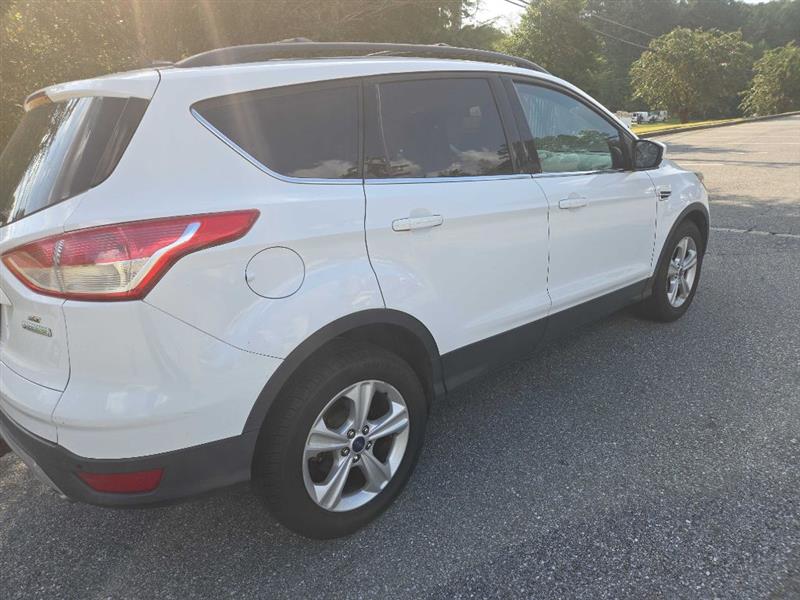 Ford Escape SE FWD 2014
