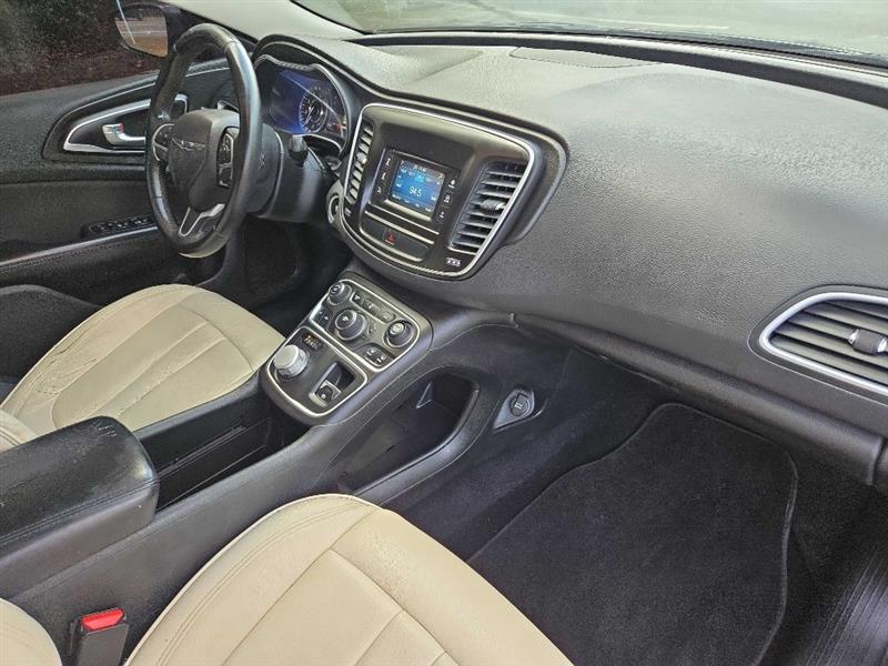 Chrysler 200 Limited 2015