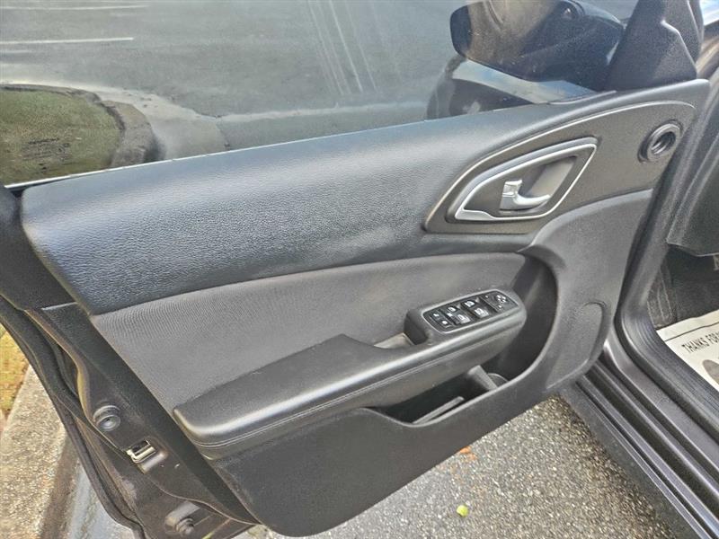 Chrysler 200 Limited 2015