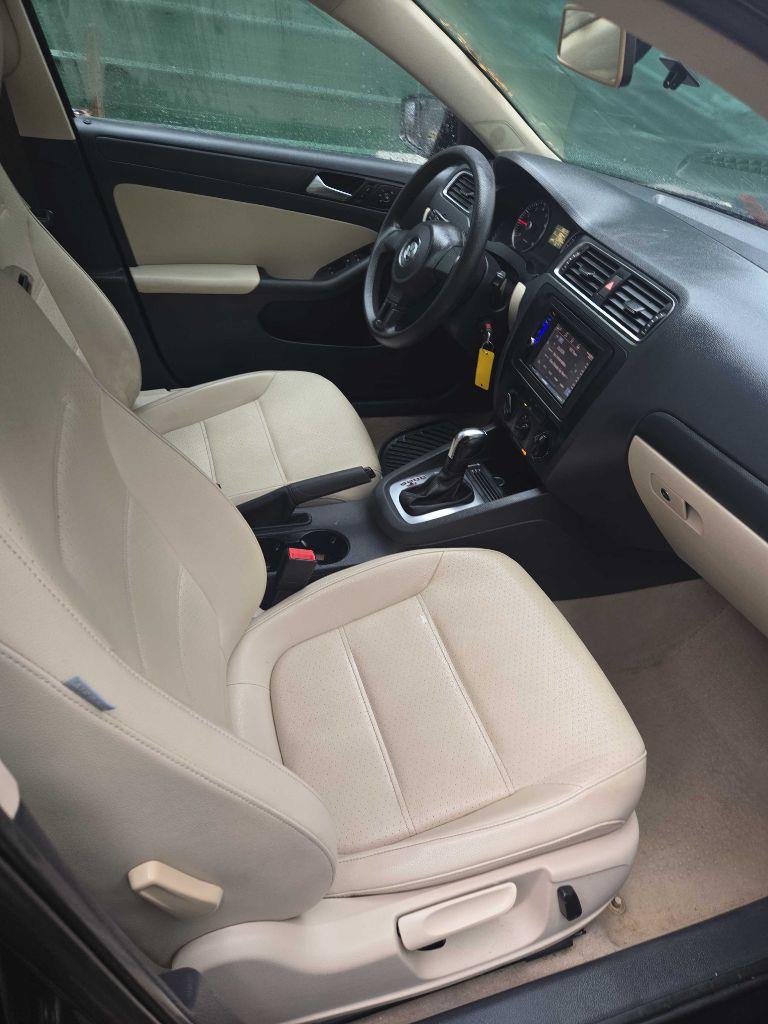 2014 Volkswagen Jetta SE