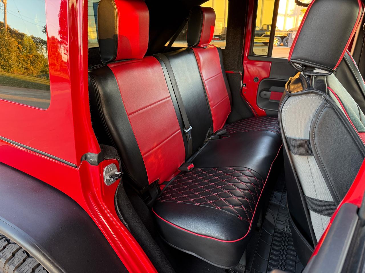 Jeep Wrangler Unlimited 4WD 4dr X 2007