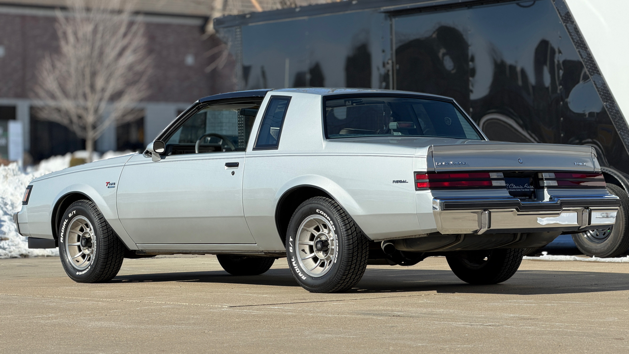 Buick Regal T-Type 1986
