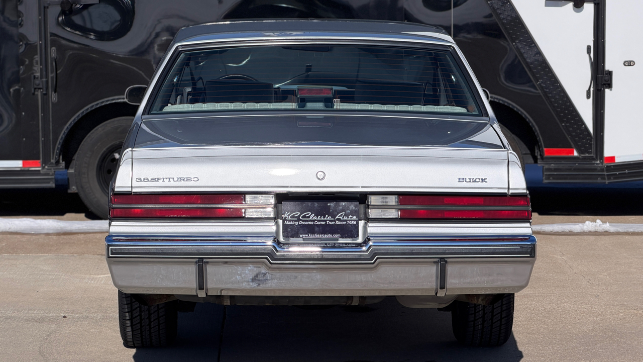 Buick Regal T-Type 1986