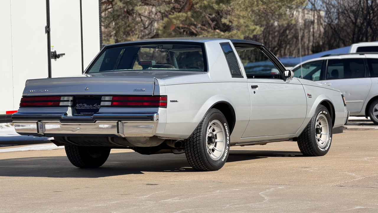 Buick Regal T-Type 1986