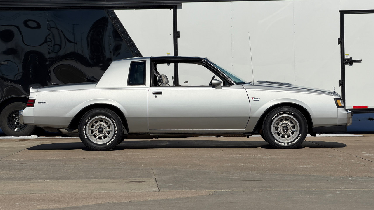 Buick Regal T-Type 1986