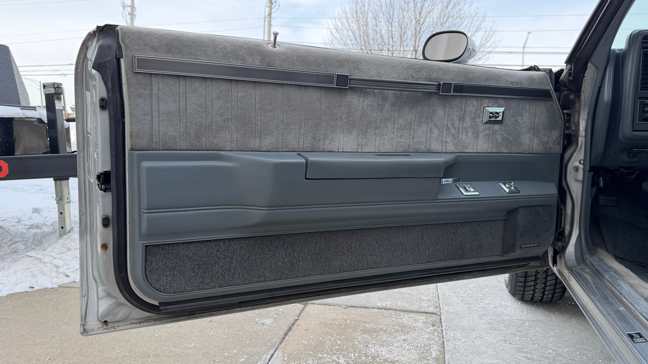 Buick Regal T-Type 1986