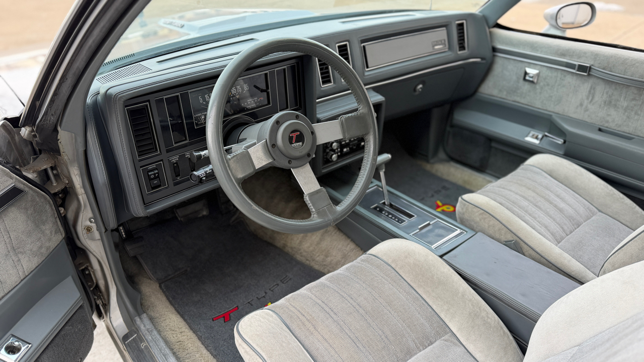 Buick Regal T-Type 1986