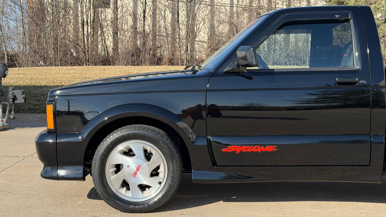 GMC Syclone  1991